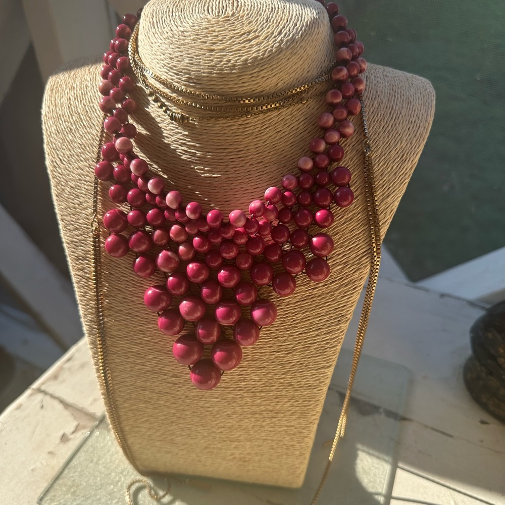 Elegant Red Beaded Necklace